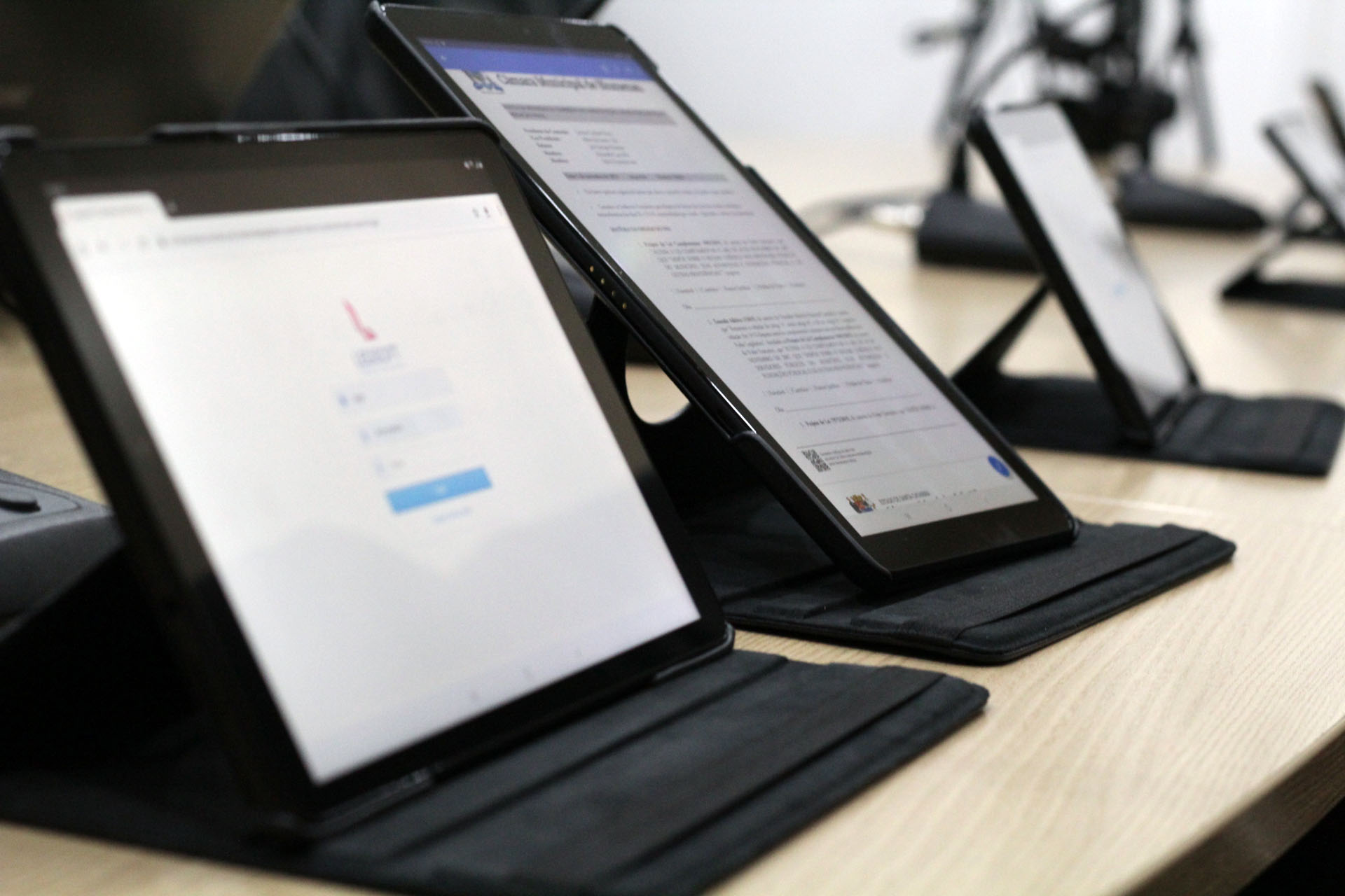 CCJ analisa treze projetos e quatro emendas