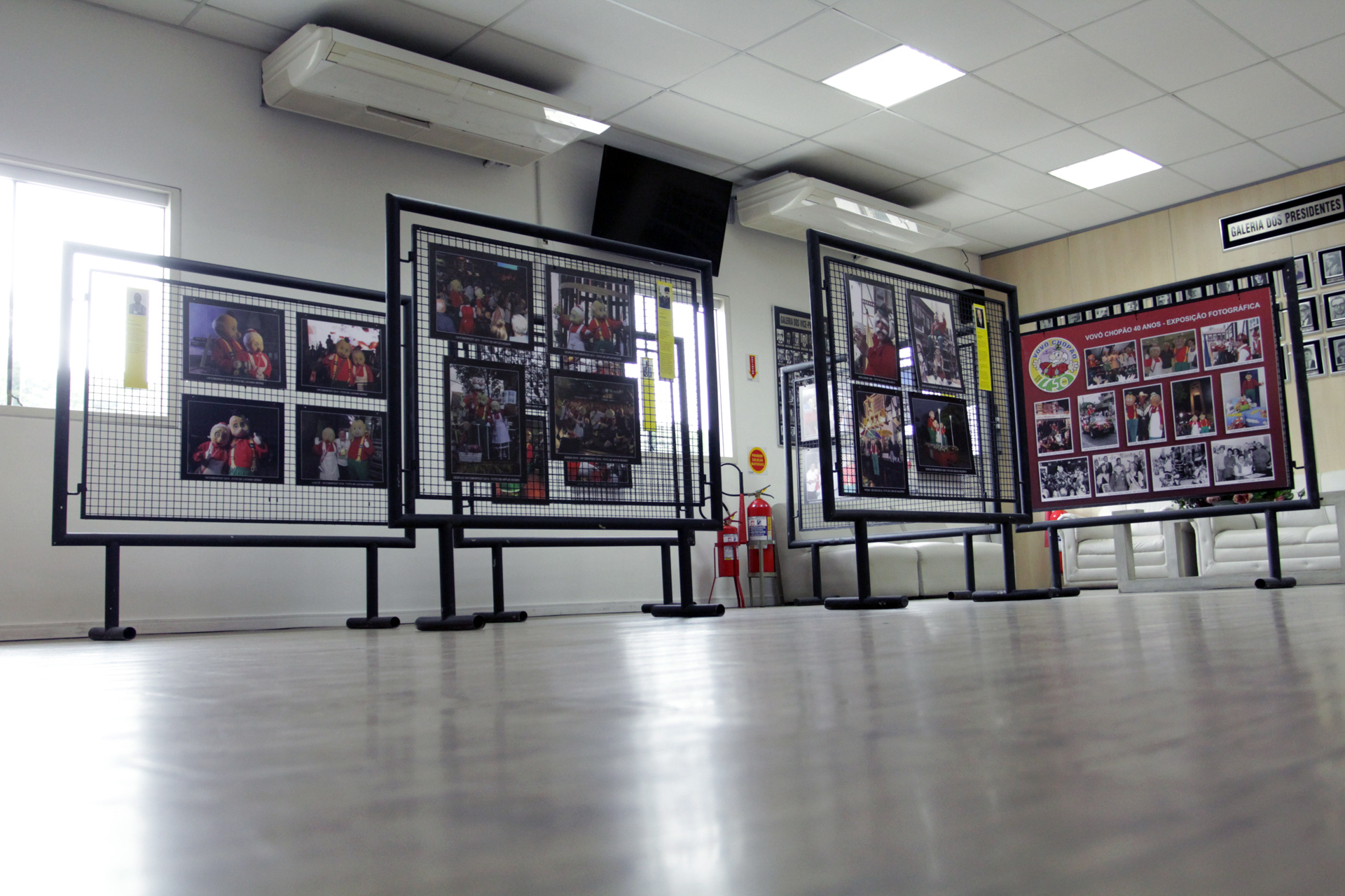 Câmara realiza exposição de fotos do Vovô Chopão pelos seus 40 anos