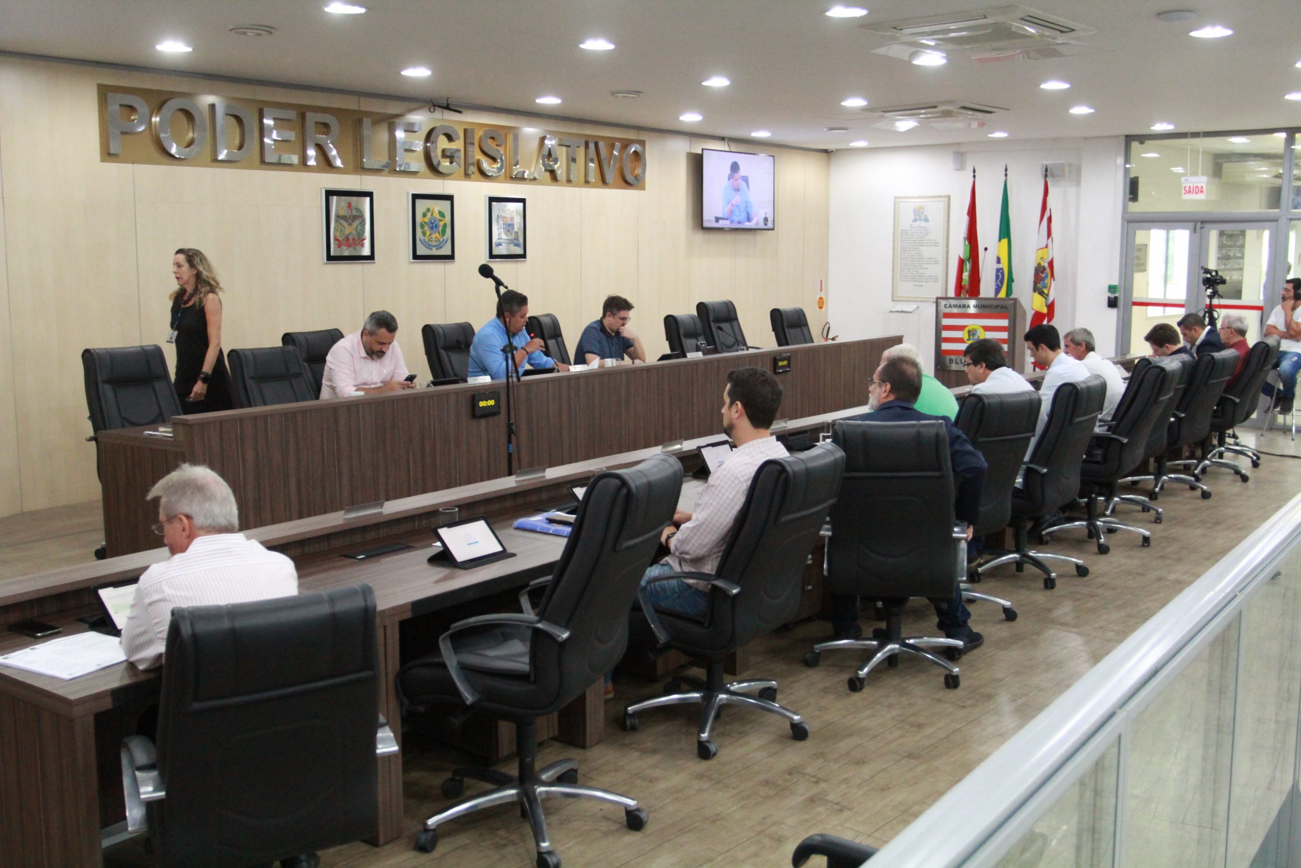 Vereadores aprovam seis projetos de lei na sessão desta quinta-feira