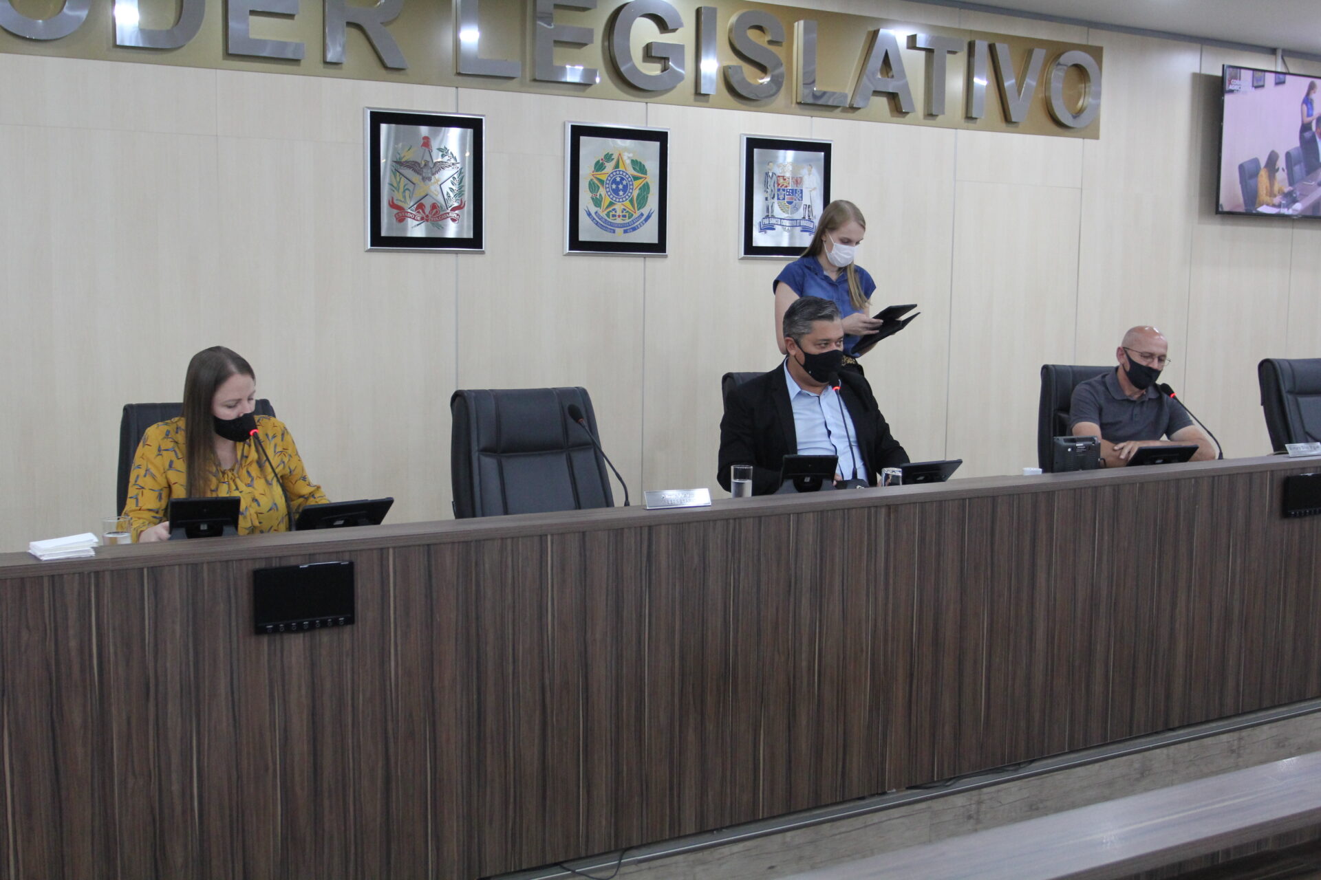 Catorze projetos de lei e 12 emendas passam pelas Comissões de Educação, Transportes e Agricultura