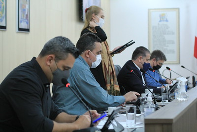 CCJ analisa 14 projetos de lei, emenda e um veto