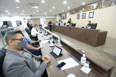 Aprovadas contas da prefeitura de 2019 e gratificação temporária a médicos que atendem Covid-19