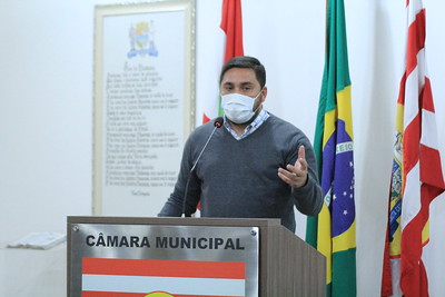 Intendente da Vila Itoupava destaca na tribuna o Centro Cultural da Vila Itoupava