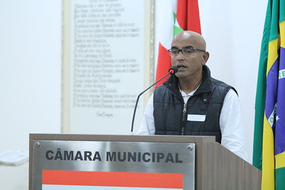 Presidente da Associação de Moradores da Rua Araranguá reclama na tribuna da falta de diálogo com o Executivo e reivindica melhorias para a região