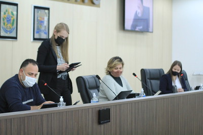 Seis propostas passam pelas comissões de Educação, Transportes e Agricultura