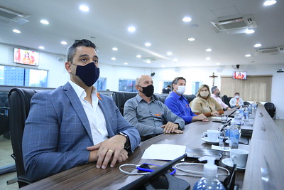 Câmara aprova cinco projetos de decreto legislativo e moção de repúdio