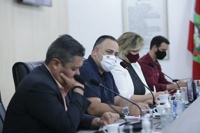 Frente Parlamentar de regularização fundiária conhece trabalho realizado em Indaial e discute formas de ampliar Reurb em Blumenau