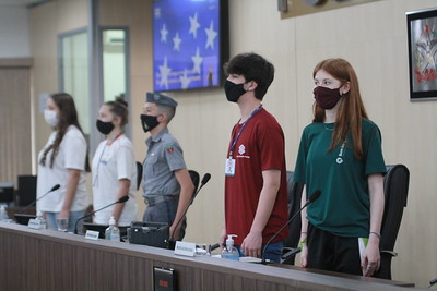 Vereadores mirins aprovam onze requerimentos na 12ª reunião ordinária