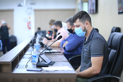 CCJ analisa 13 projetos de lei e cinco emendas