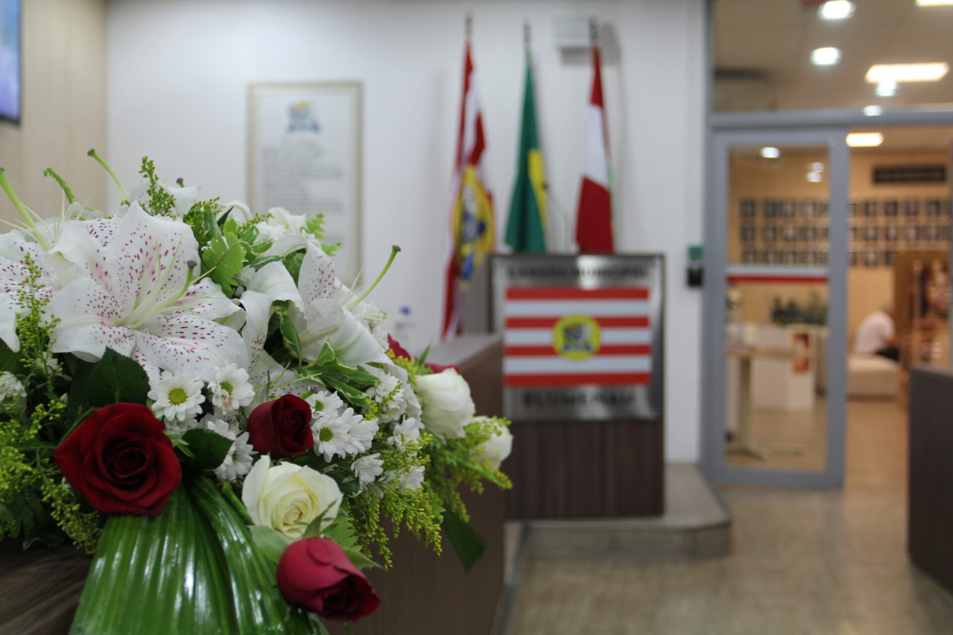 Câmara realiza sessão solene em comemoração aos 90 anos da Assembleia de Deus de Blumenau