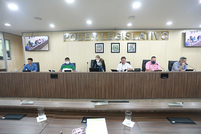 Cinco projetos de lei e duas emendas passam pela Comissão de Finanças