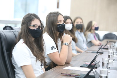 Câmara Mirim realiza 18ª reunião ordinária e aprova quatro projetos de lei e três projetos de emenda ao Regimento Interno