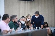 Vinte e quatro projetos são aprovados em redação final na sessão extraordinária realizada na tarde desta quinta-feira