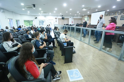 Vereadores mirins concluem Curso de Oratória e Comunicação na Câmara