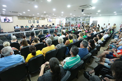 Comunidade comparece em massa para se manifestar contra passaporte sanitário e exigência da vacinação em Audiência Pública na Câmara