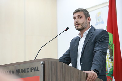 Médico coloproctologista ocupa a tribuna para destacar importância da prevenção ao câncer de intestino