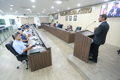 Vereadores aprovam seis projetos de lei na sessão desta quinta-feira