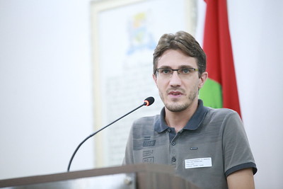 Presidente do Sinsepes ocupa tribuna para falar sobre campanha salarial dos servidores da FURB