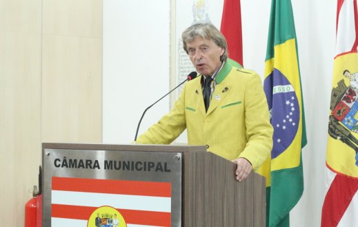 Representante da Sociedade Brasil-Alemanha relata na tribuna contribuições da instituição para as relações bilaterais
