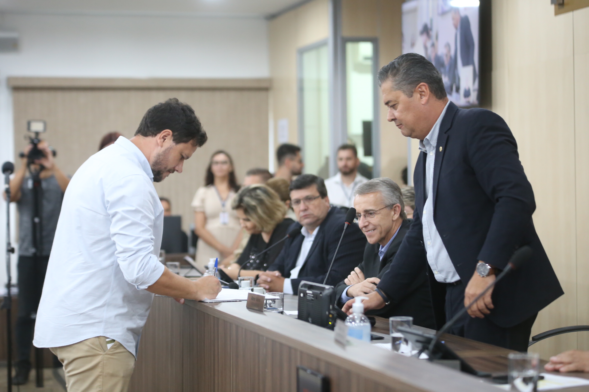 Vereador suplente Cezar Campesatto toma posse na Câmara de Blumenau