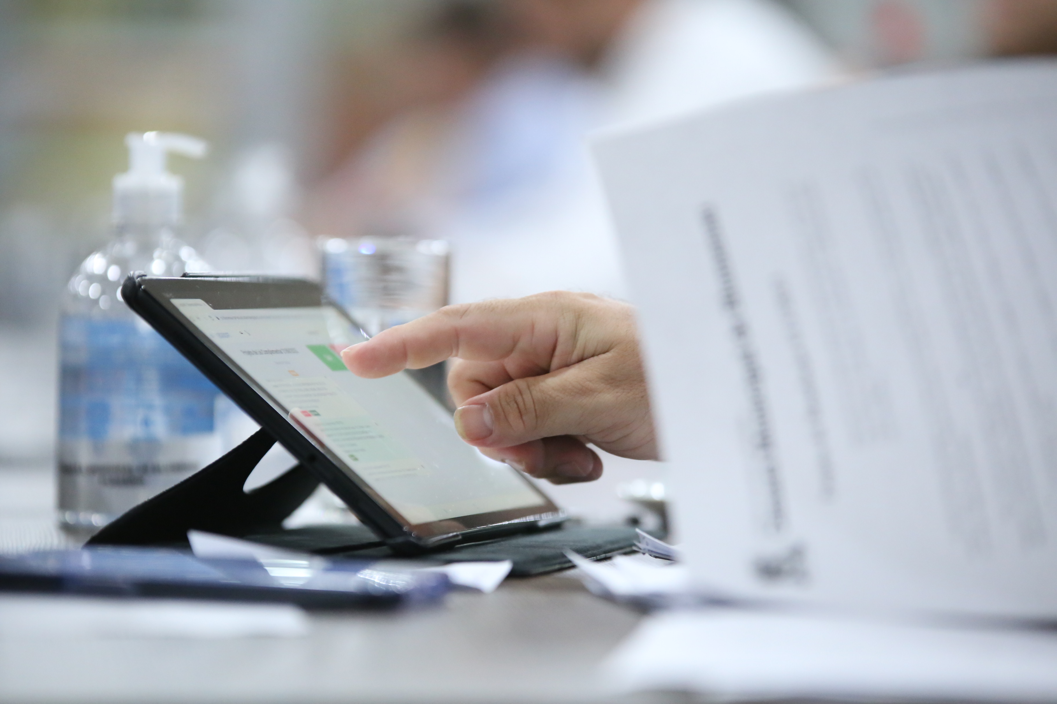 Câmara aprova projeto, requerimentos e moção na sessão realizada na manhã desta quinta-feira (16)