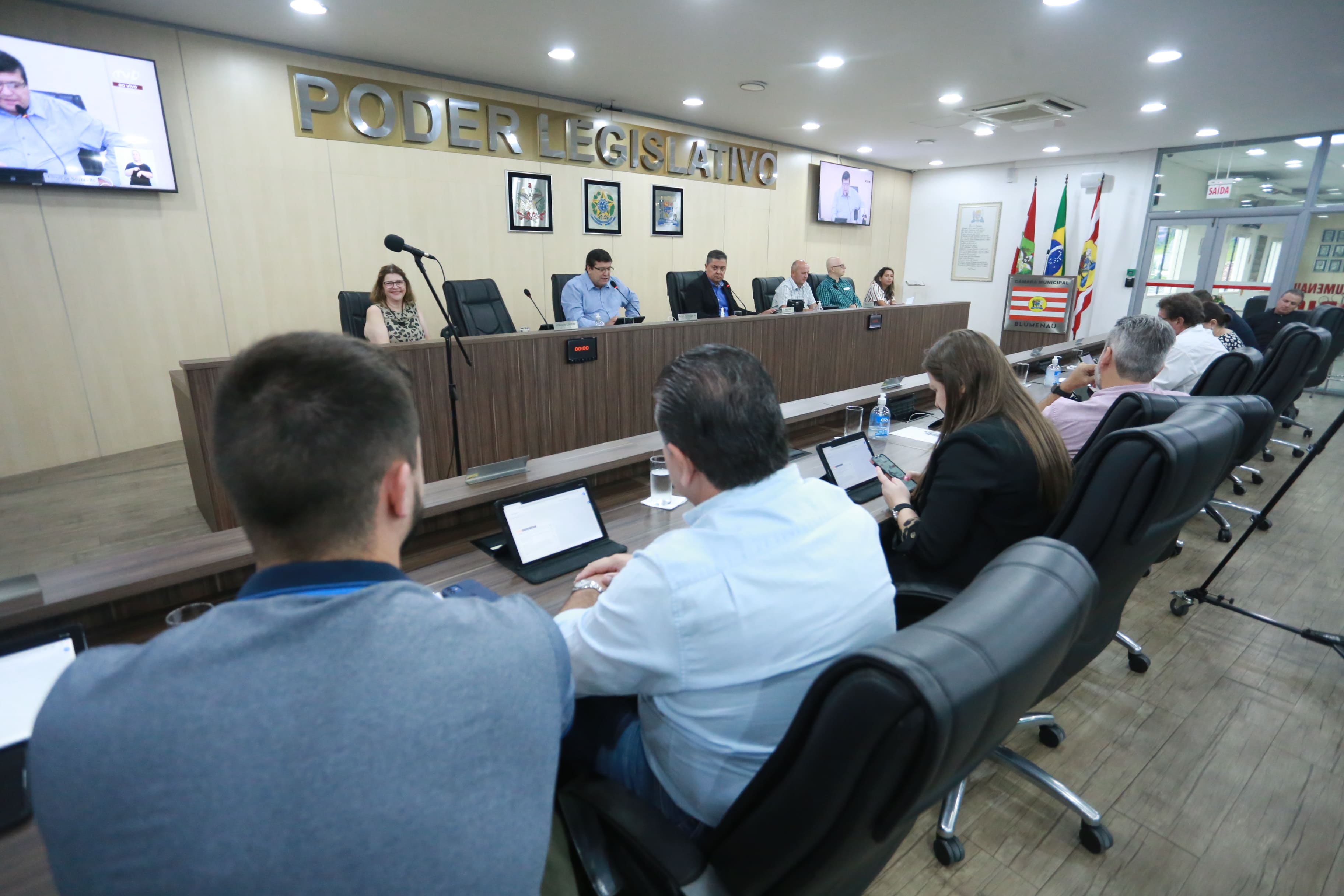 Resumo dos pronunciamentos dos vereadores 23/02