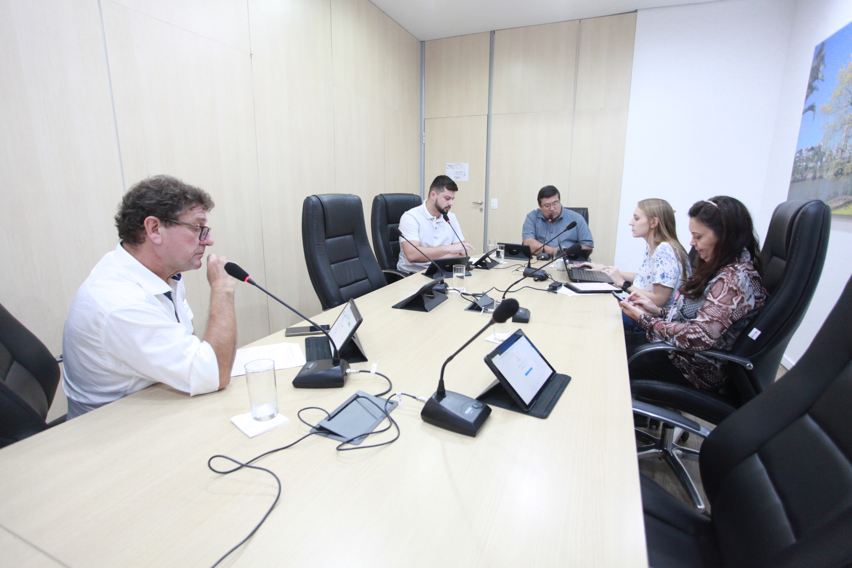 COMISSÃO DE FINANÇAS ANALISA QUATRO PROJETOS DE LEI