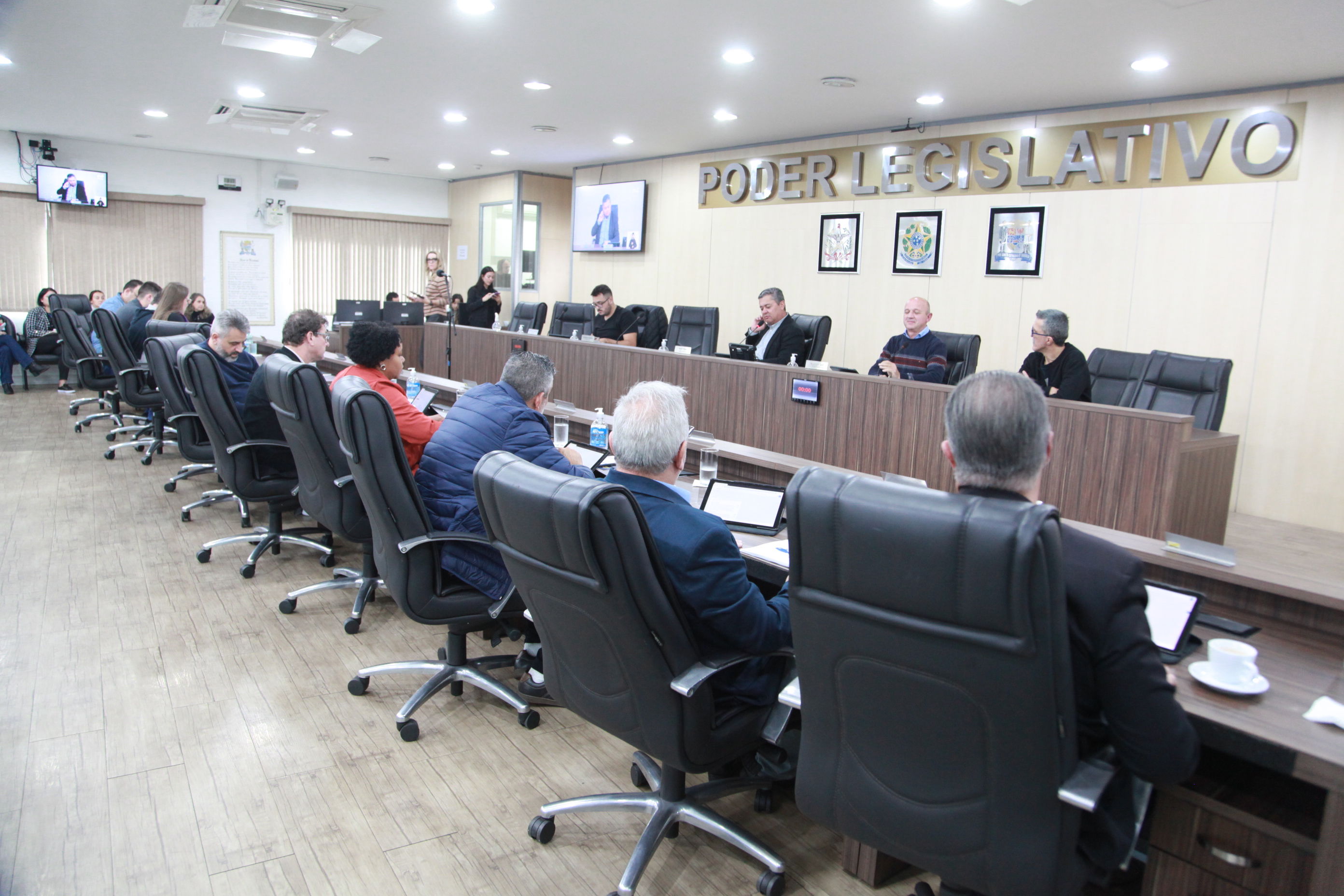 Câmara de Vereadores aprova requerimentos na sessão desta quinta-feira 