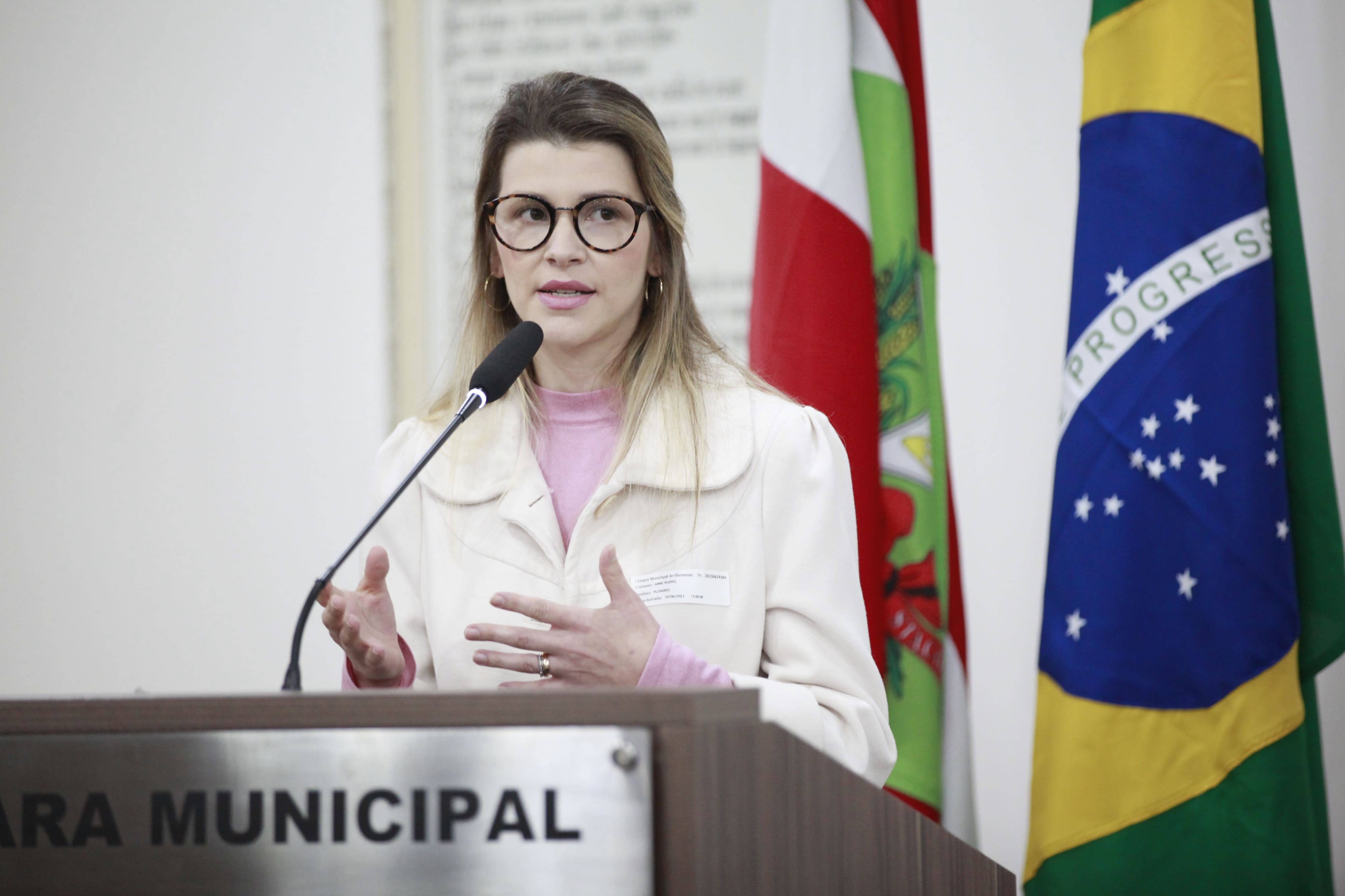 Evento Mulheres que Lucram destaca representatividade feminina e conhecimento empreendedor