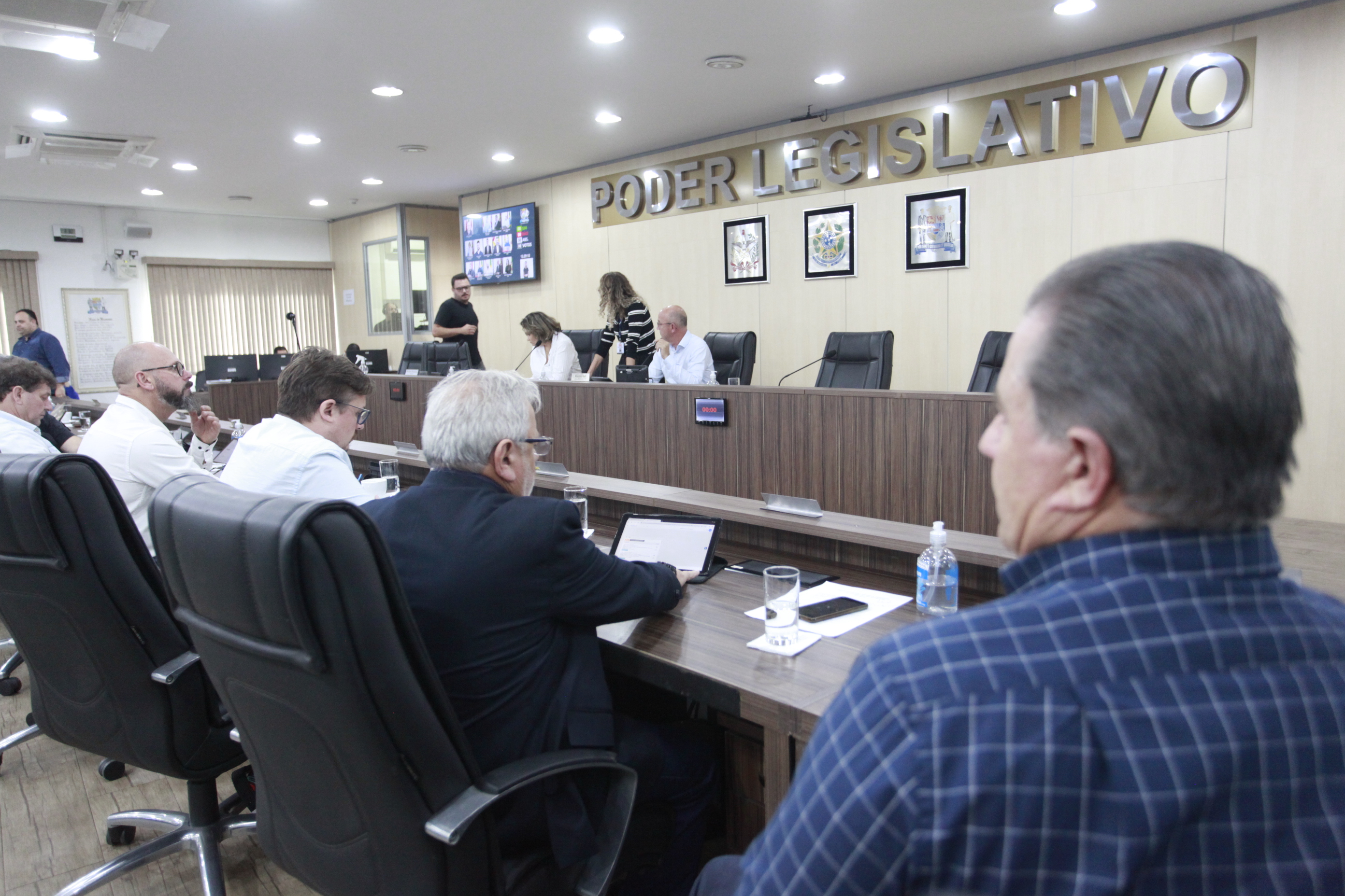 RESUMO DOS PRONUNCIAMENTOS DOS VEREADORES 06/07