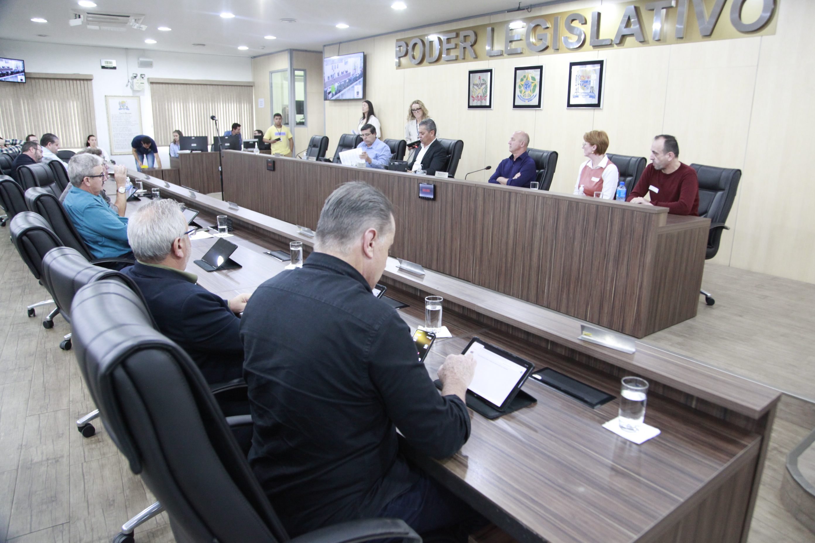 Câmara de Vereadores aprova projetos, requerimentos e moções