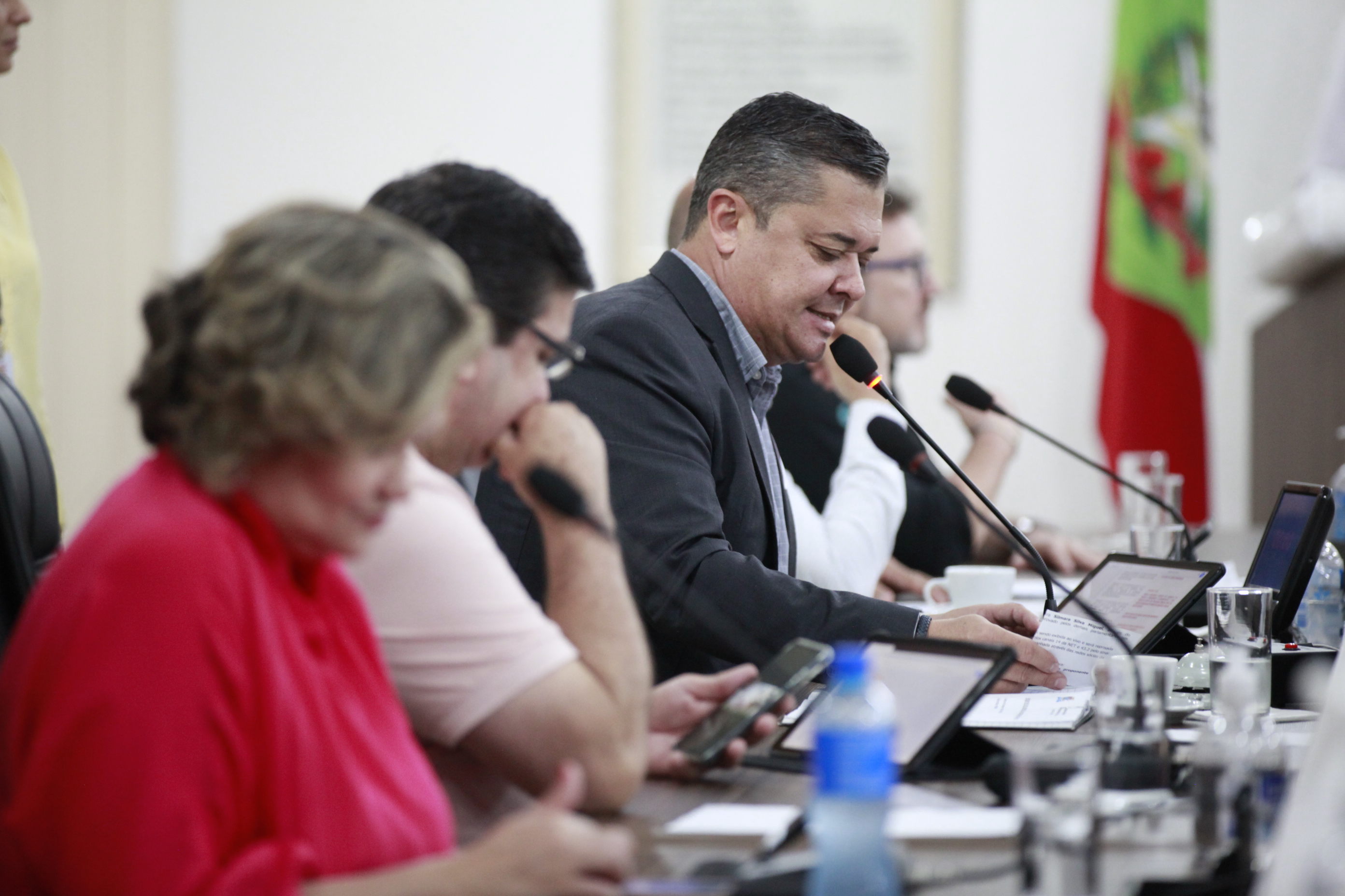 Câmara de Vereadores aprova sete projetos de lei em redação final nesta terça-feira (12) 