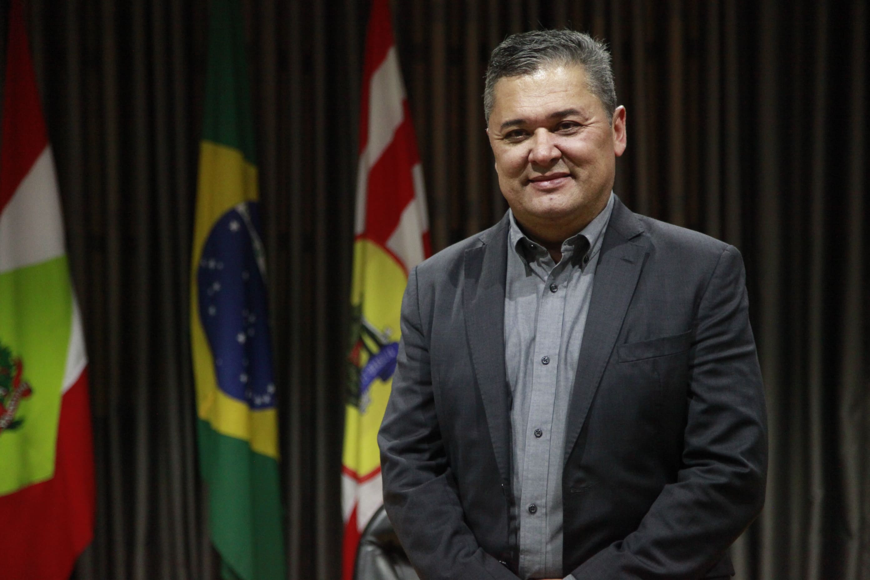 Almir Vieira toma posse como Prefeito de Blumenau em exercício