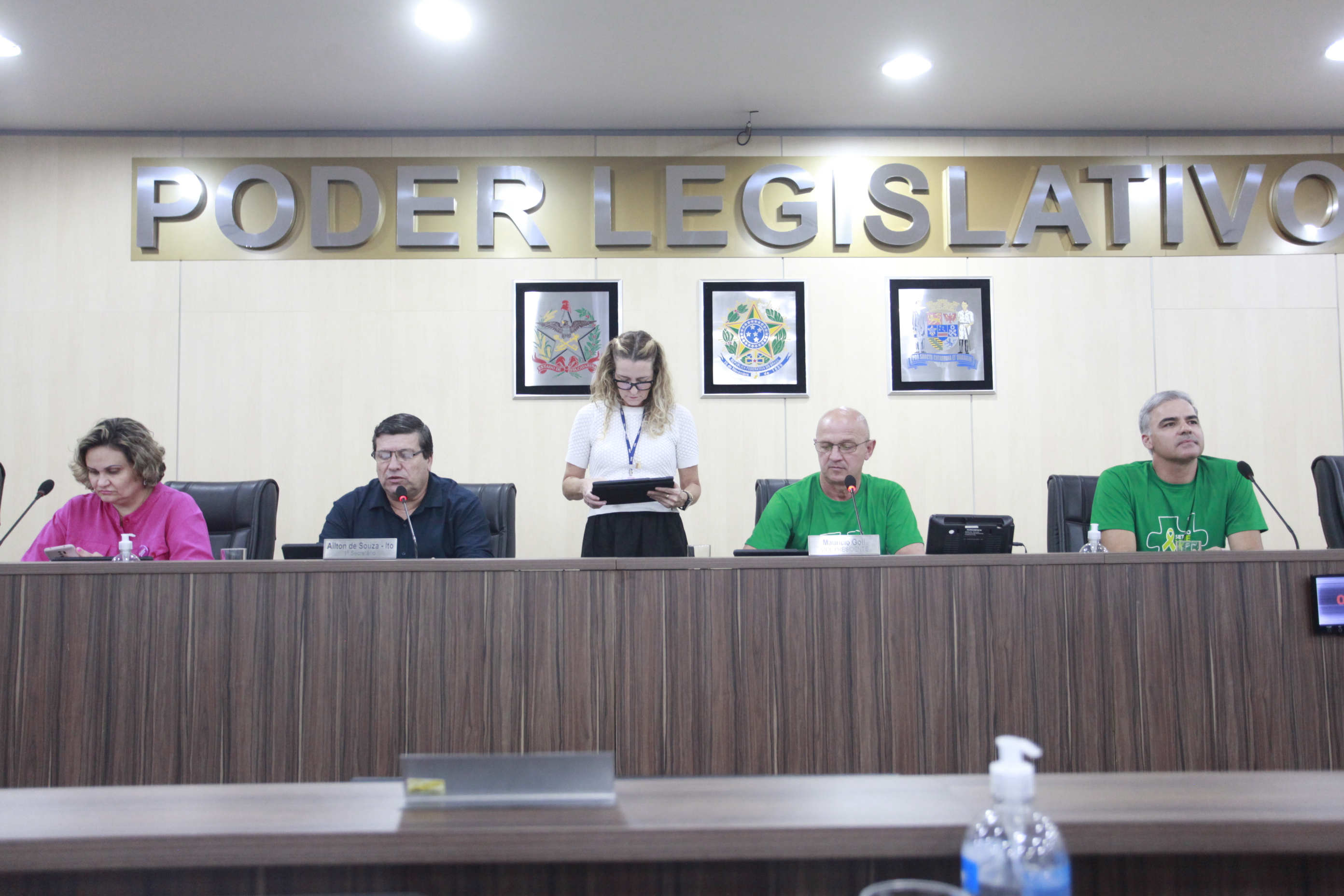 Vereadores aprovam sete projetos em sessão ordinária realizada nesta terça-feira (26)
