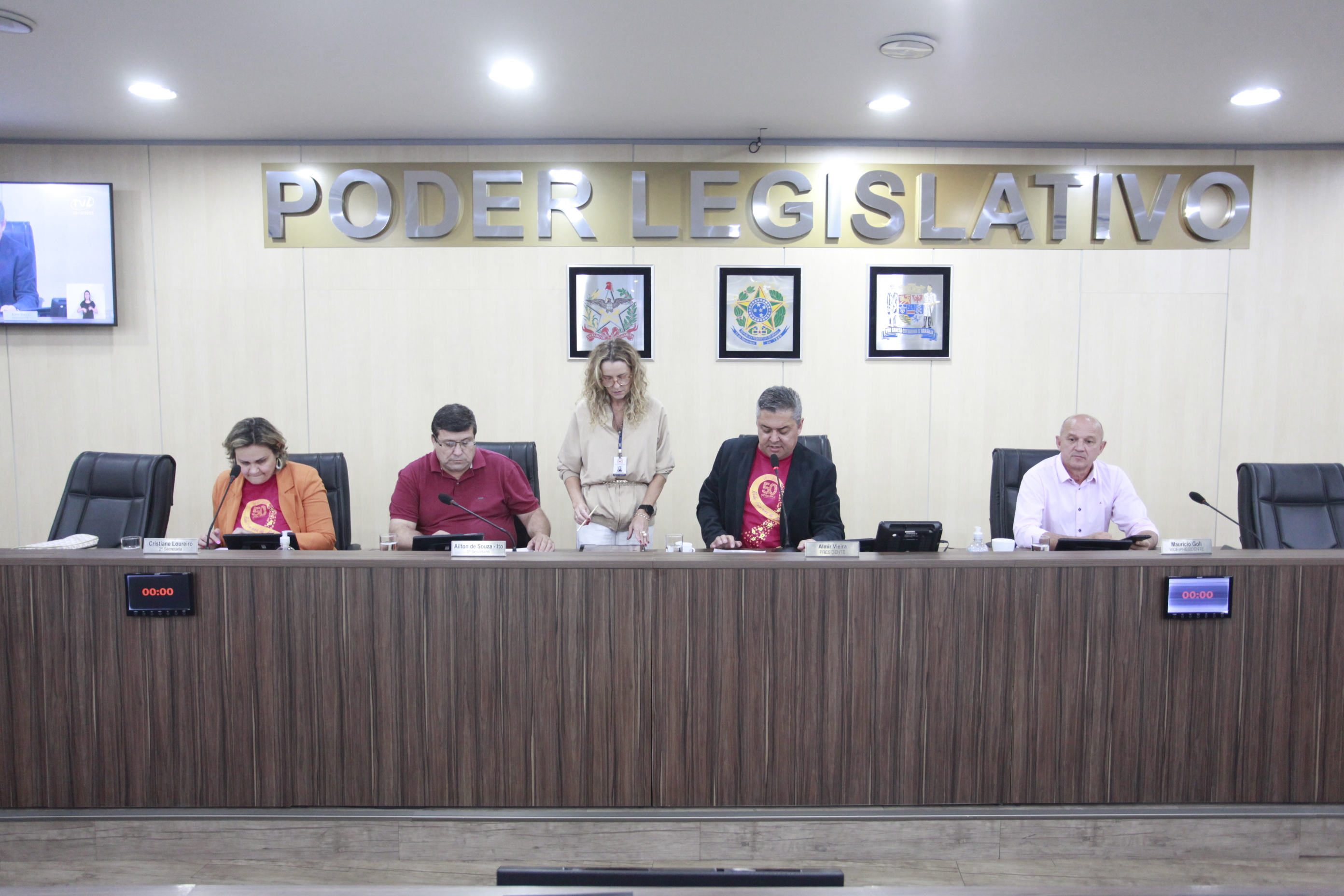 Vereadores aprovam quatro projetos de lei e duas redações finais