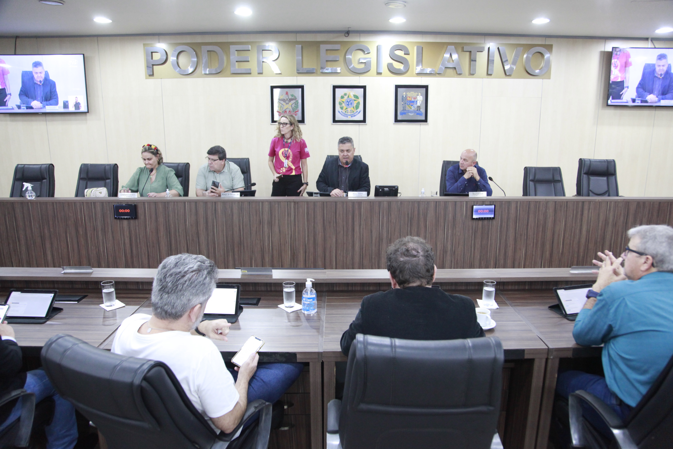 Vereadores aprovam dez projetos em redação final e quatro decretos legislativos