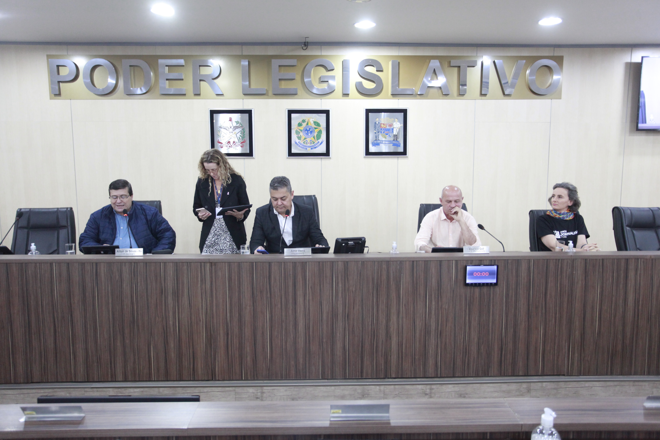 Vereadores aprovam Audiência Pública para debater projetos, as possíveis abordagens e ações voltadas às pessoas em situação de rua em Blumenau