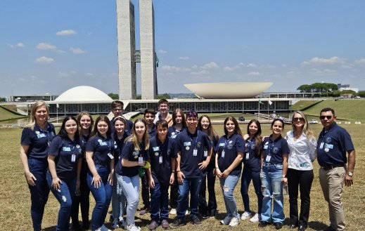 Vereadores mirins de Blumenau fazem viagem a Brasília e participam de atividade educativa da Câmara dos Deputados 