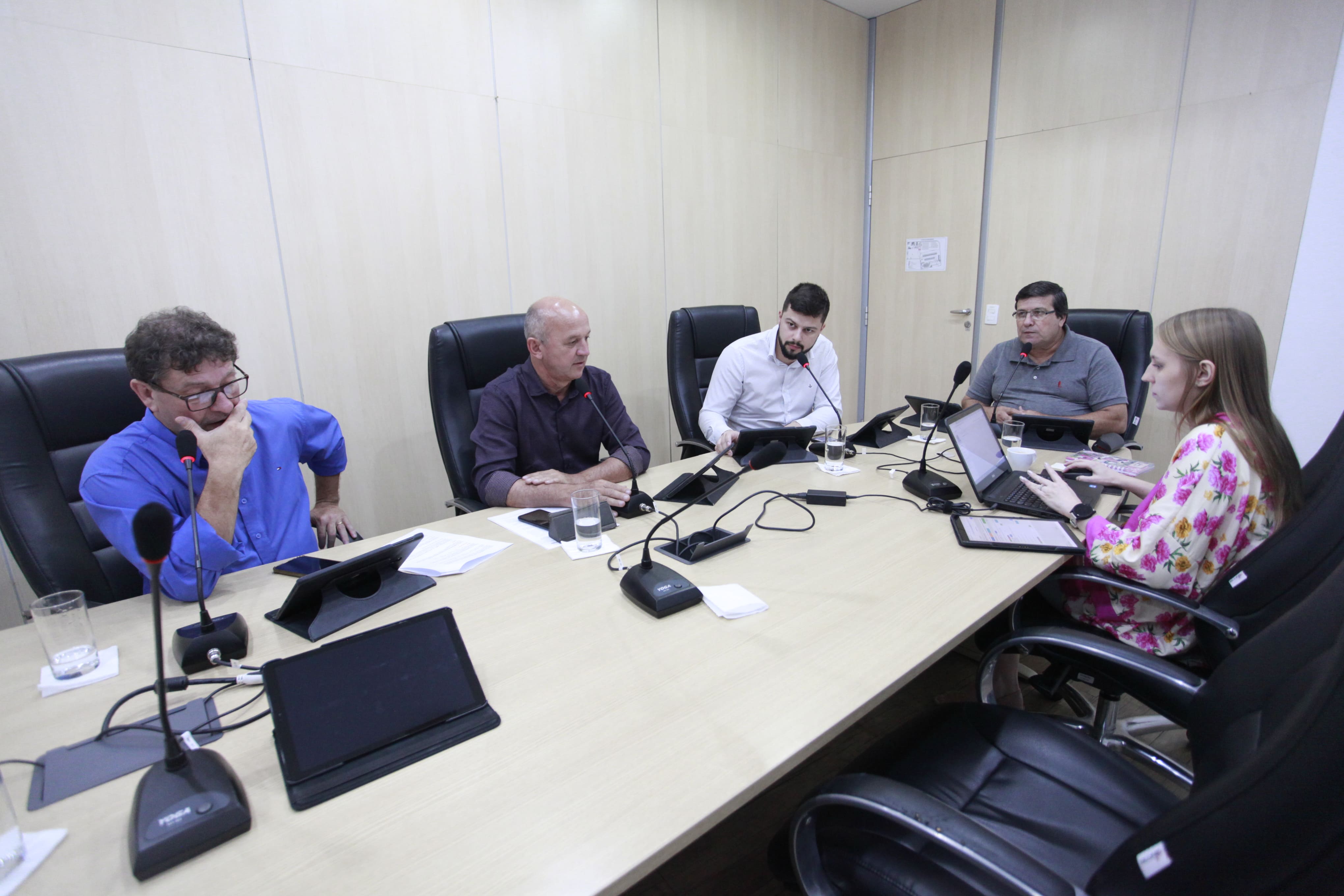 CCJ e Finanças emitem pareceres favoráveis a dois projetos de lei e um veto