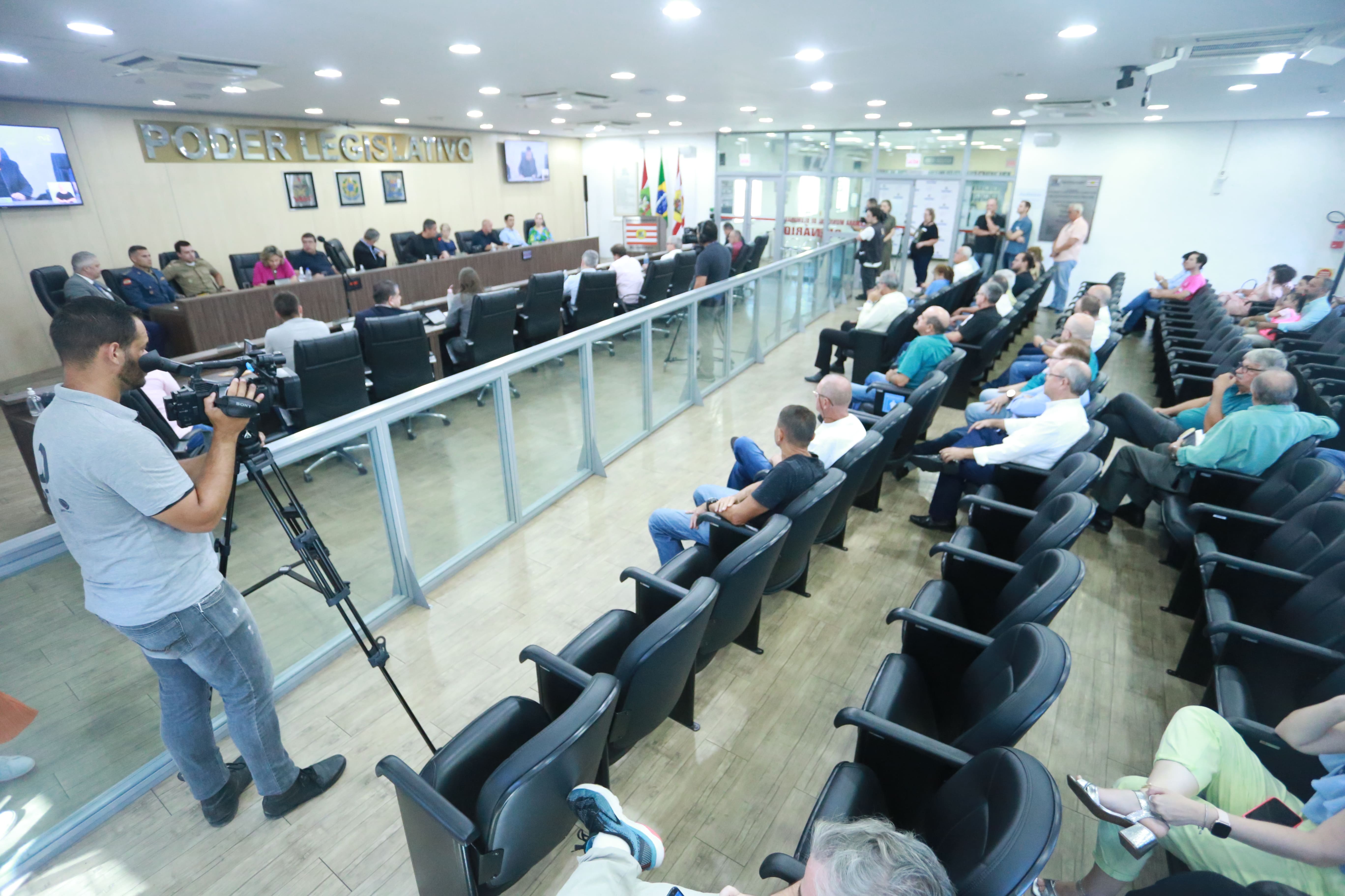 Vereadores aprovam realização de duas audiências públicas na primeira sessão ordinária do ano