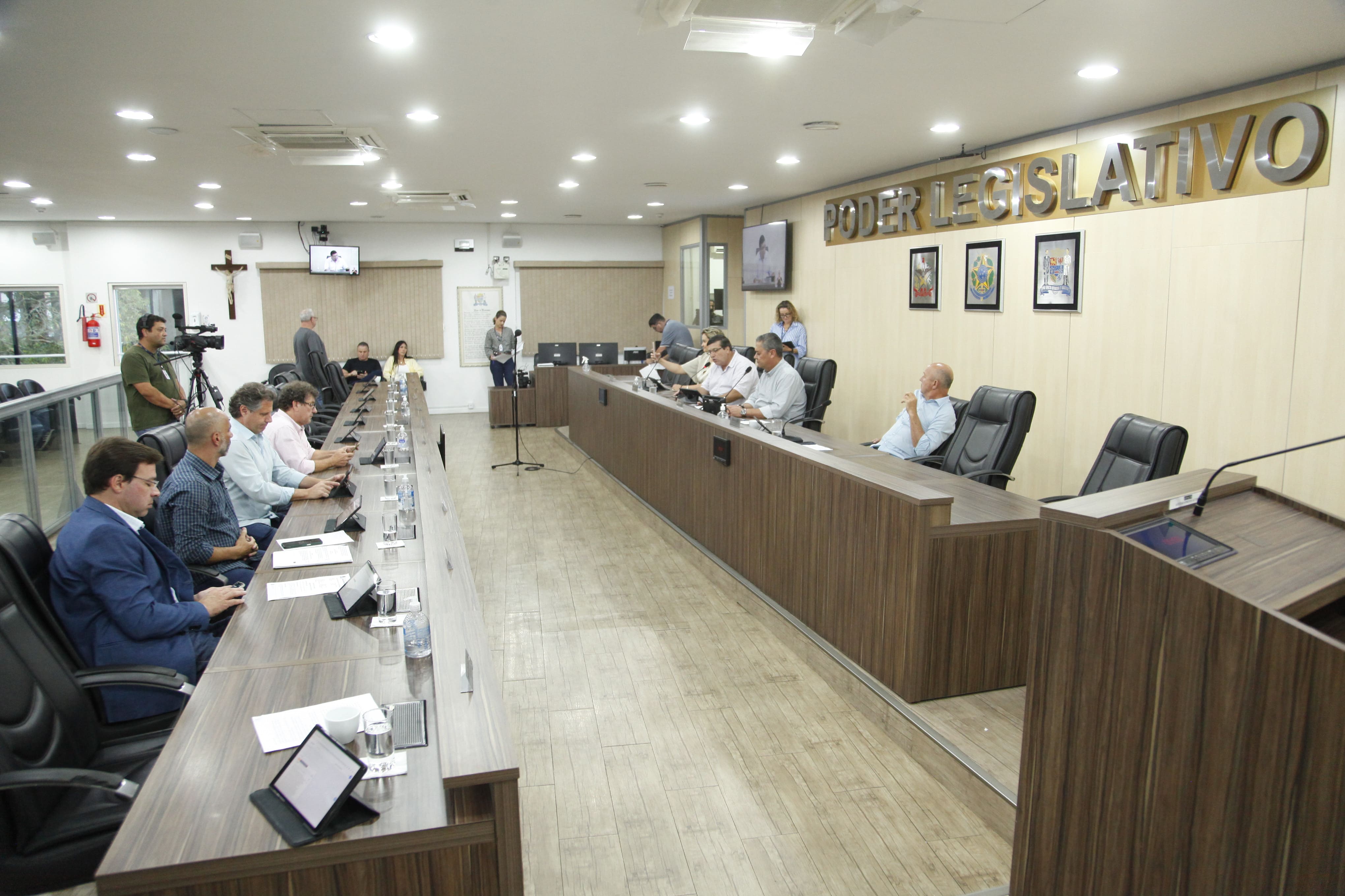 Resumo dos pronunciamentos dos vereadores 21/11