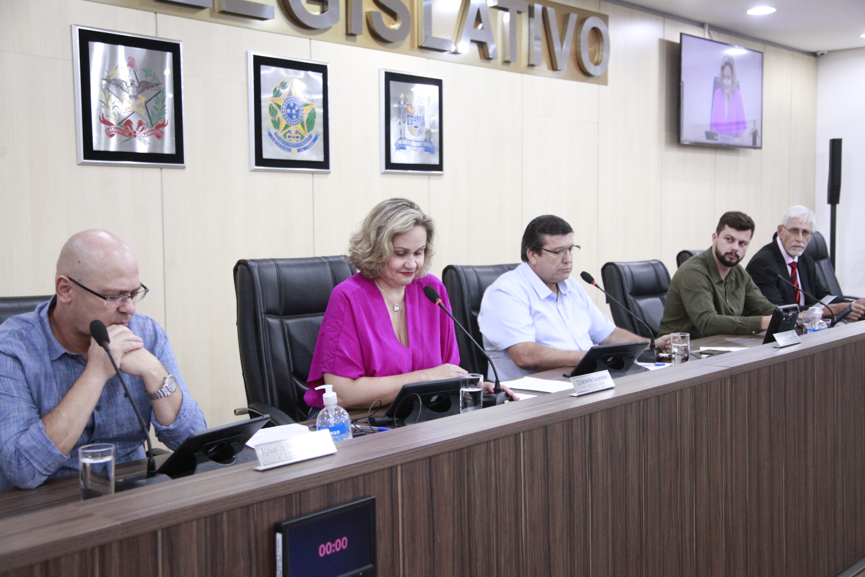 Confira os requerimentos e moções aprovados nesta quinta- feira 13 02