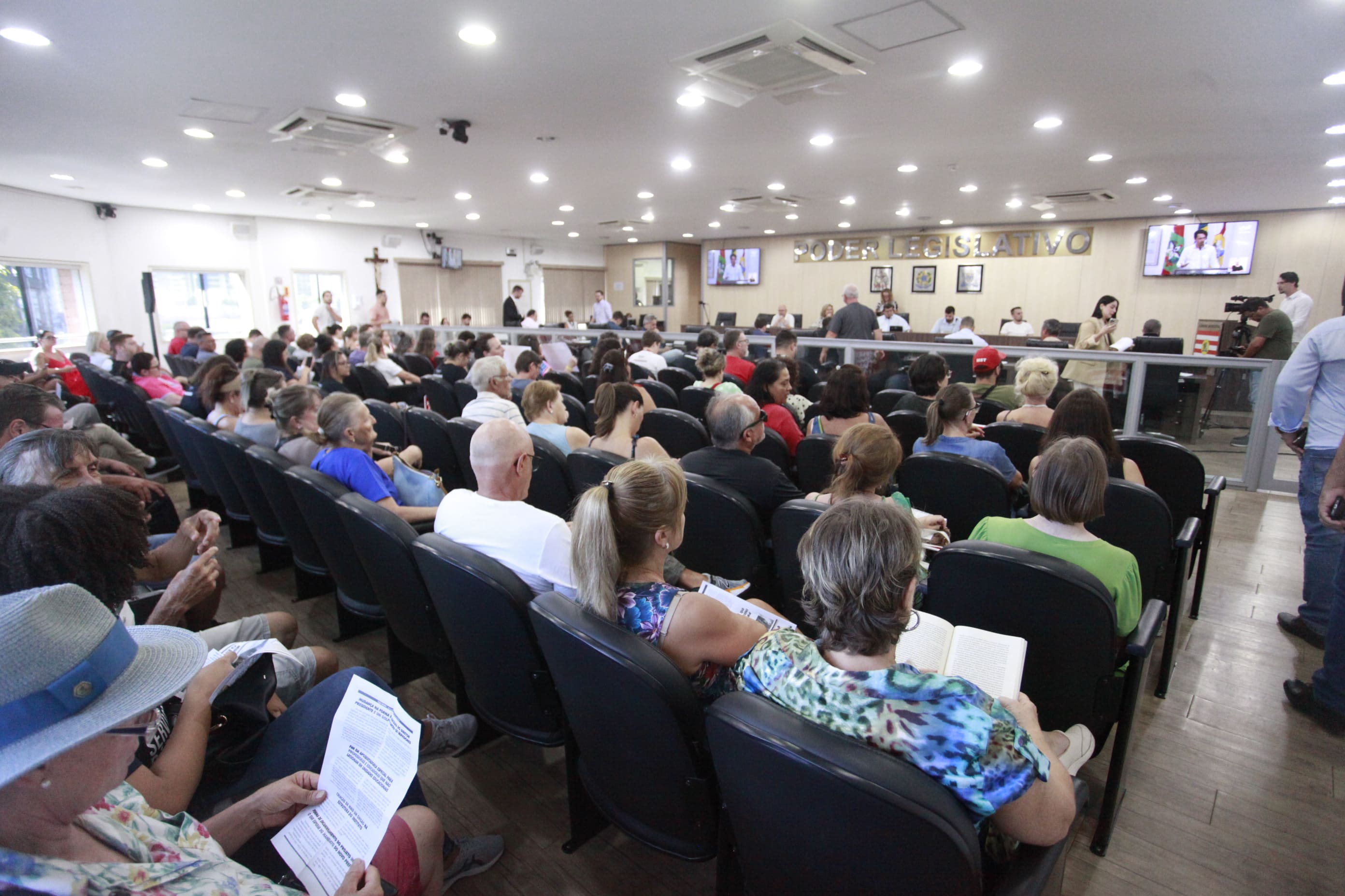 Câmara aprova requerimentos que questionam ações para melhorar macrodrenagem e prevenir alagamentos em Blumenau