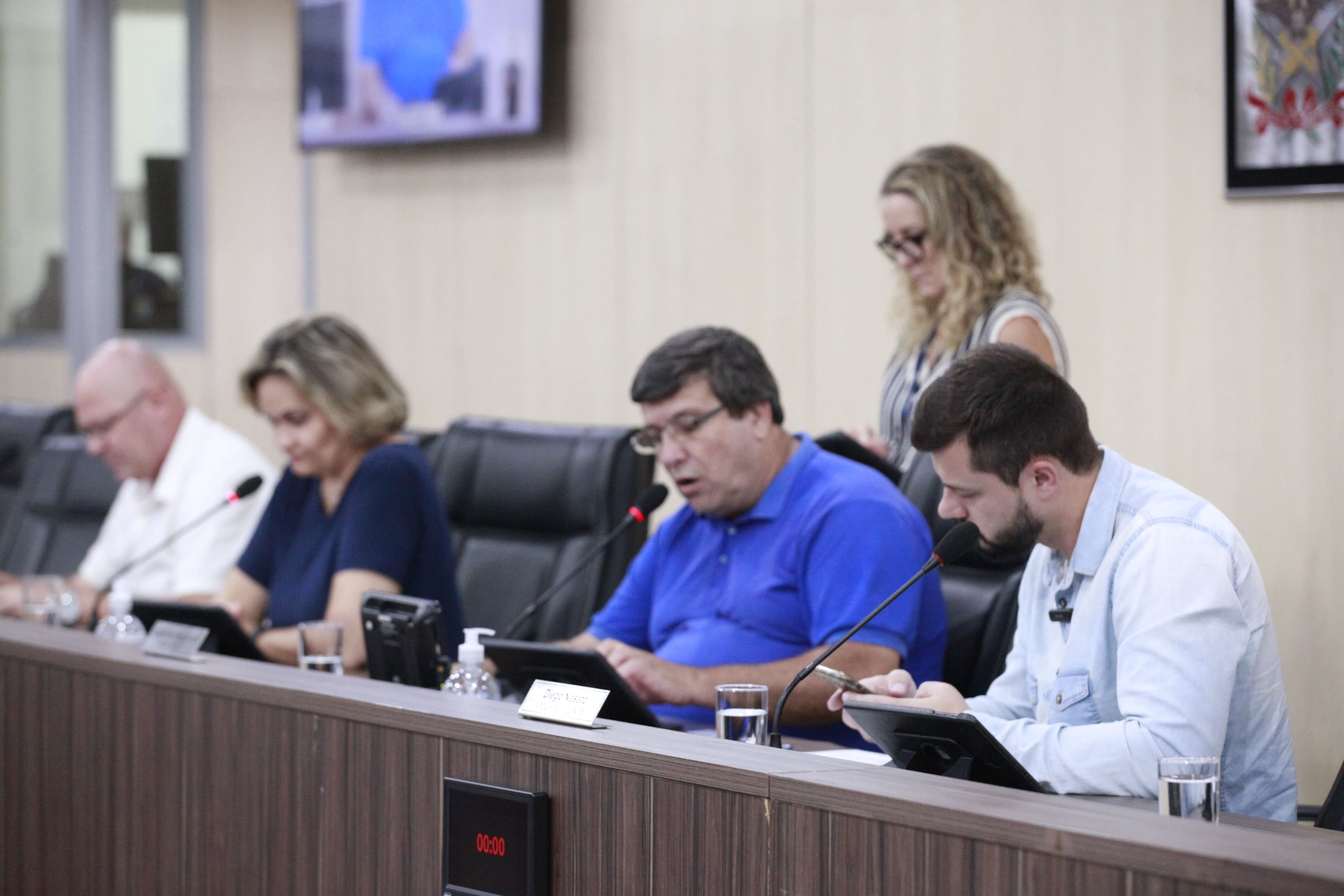 Confira os projetos e proposições aprovados nesta terça-feira (25) Confira os projetos e proposições aprovados nesta terça-feira (25)