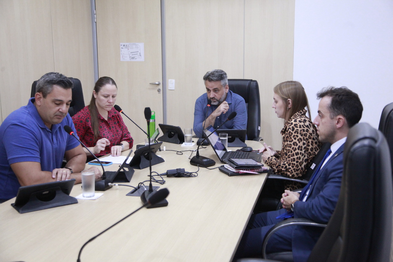 Nove projetos de lei passam pelas comissões de Educação, Transportes e Turismo Nove projetos de lei passam pelas comissões de Educação, Transportes e Turismo
