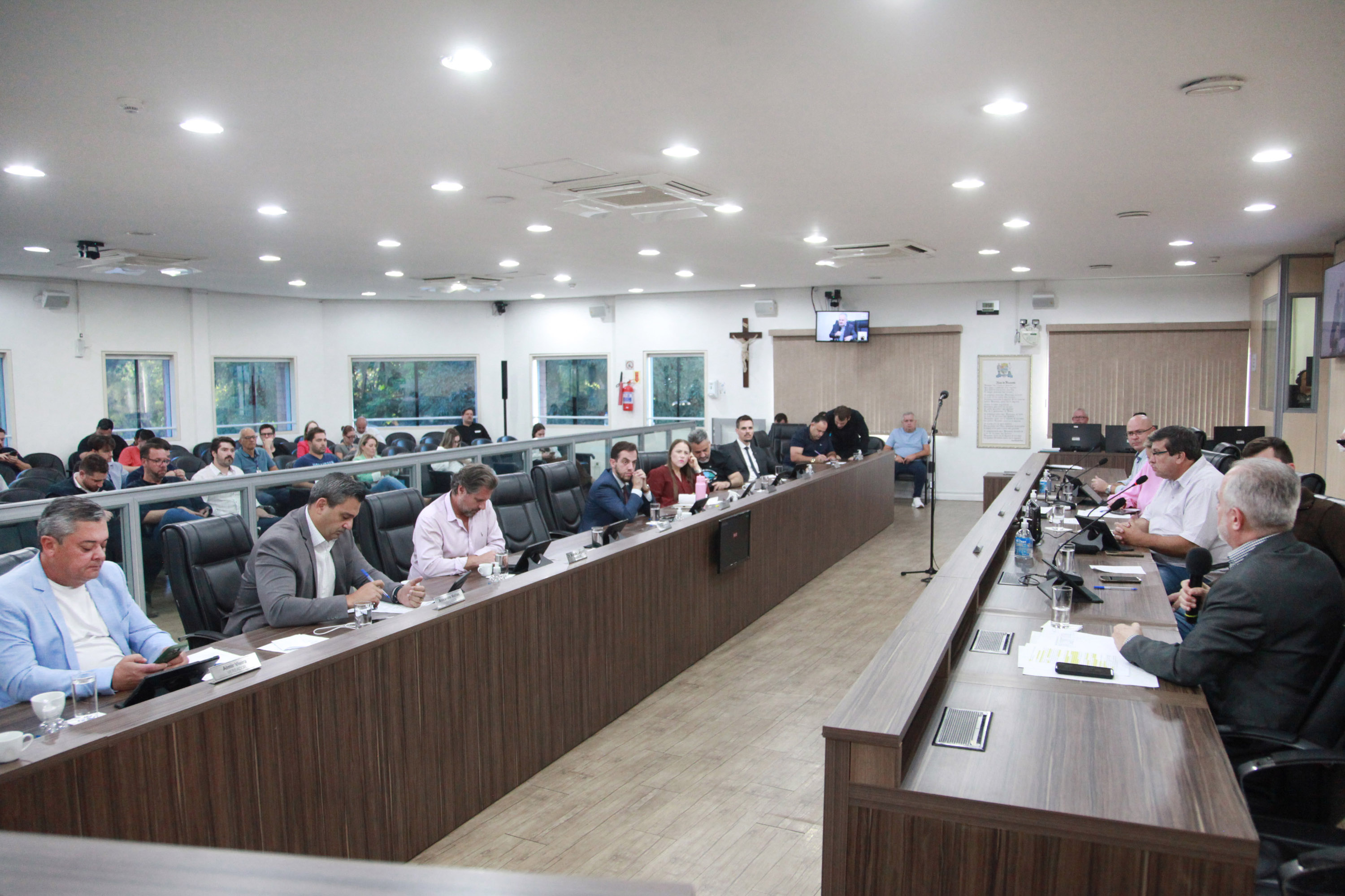 Confira o resumo dos pronunciamentos dos vereadores na sessão ordinária desta terça-feira (29)