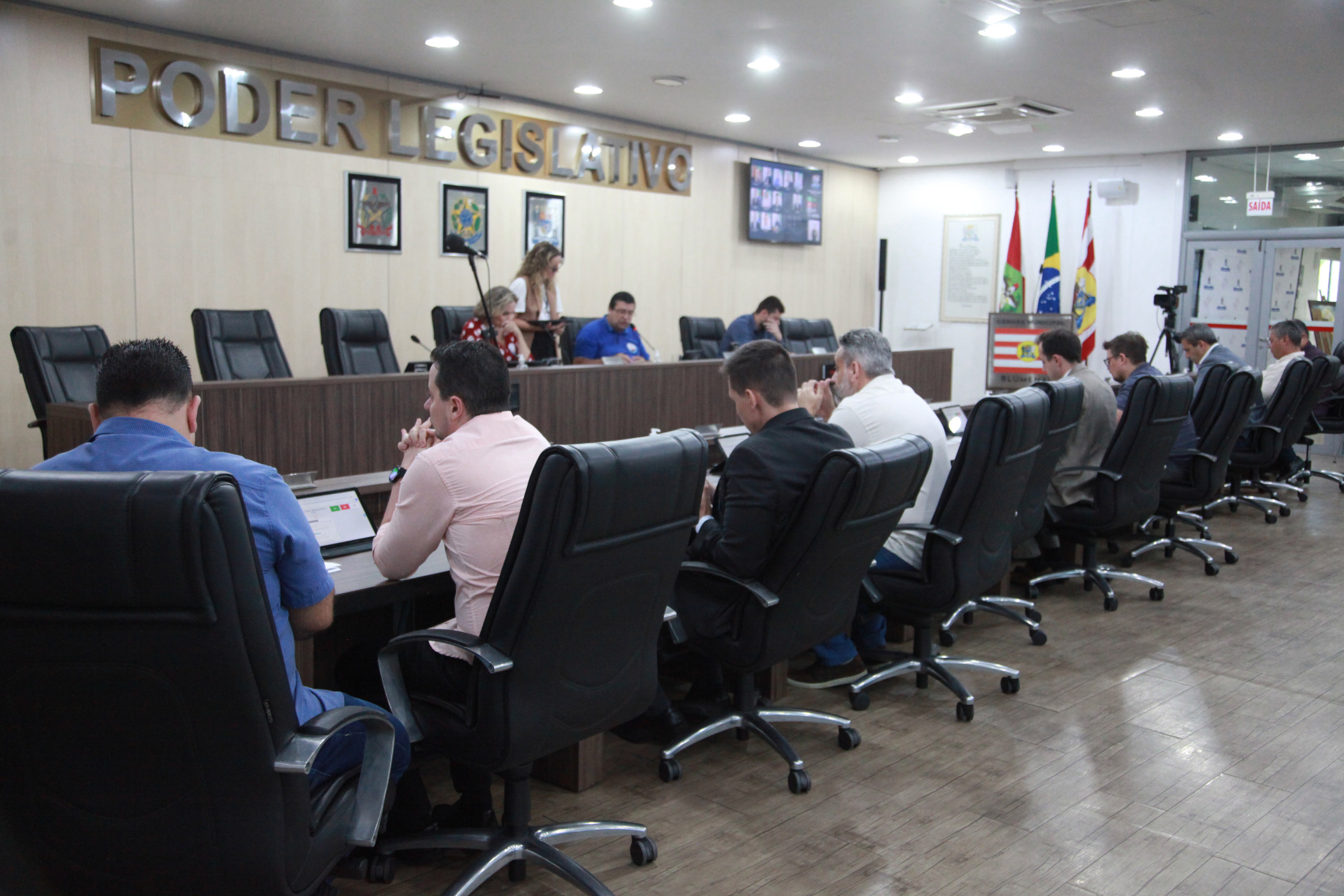 Confira o resumo dos pronunciamentos dos vereadores na sessão ordinária desta terça-feira (6) Confira o resumo dos pronunciamentos dos vereadores na sessão ordinária desta terça-feira (6)