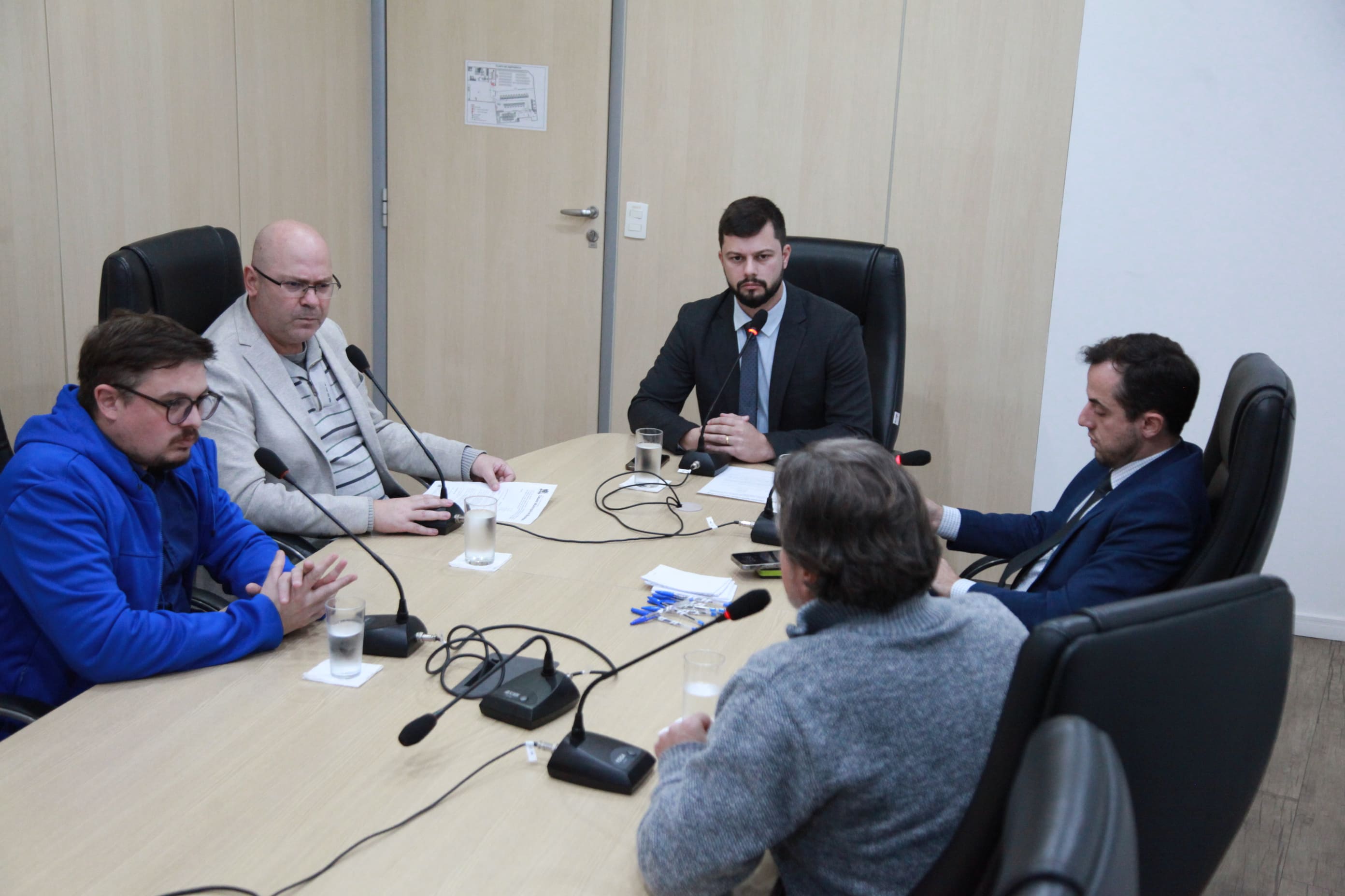 Câmara instala CPI do Esgoto e define membros da mesa diretora