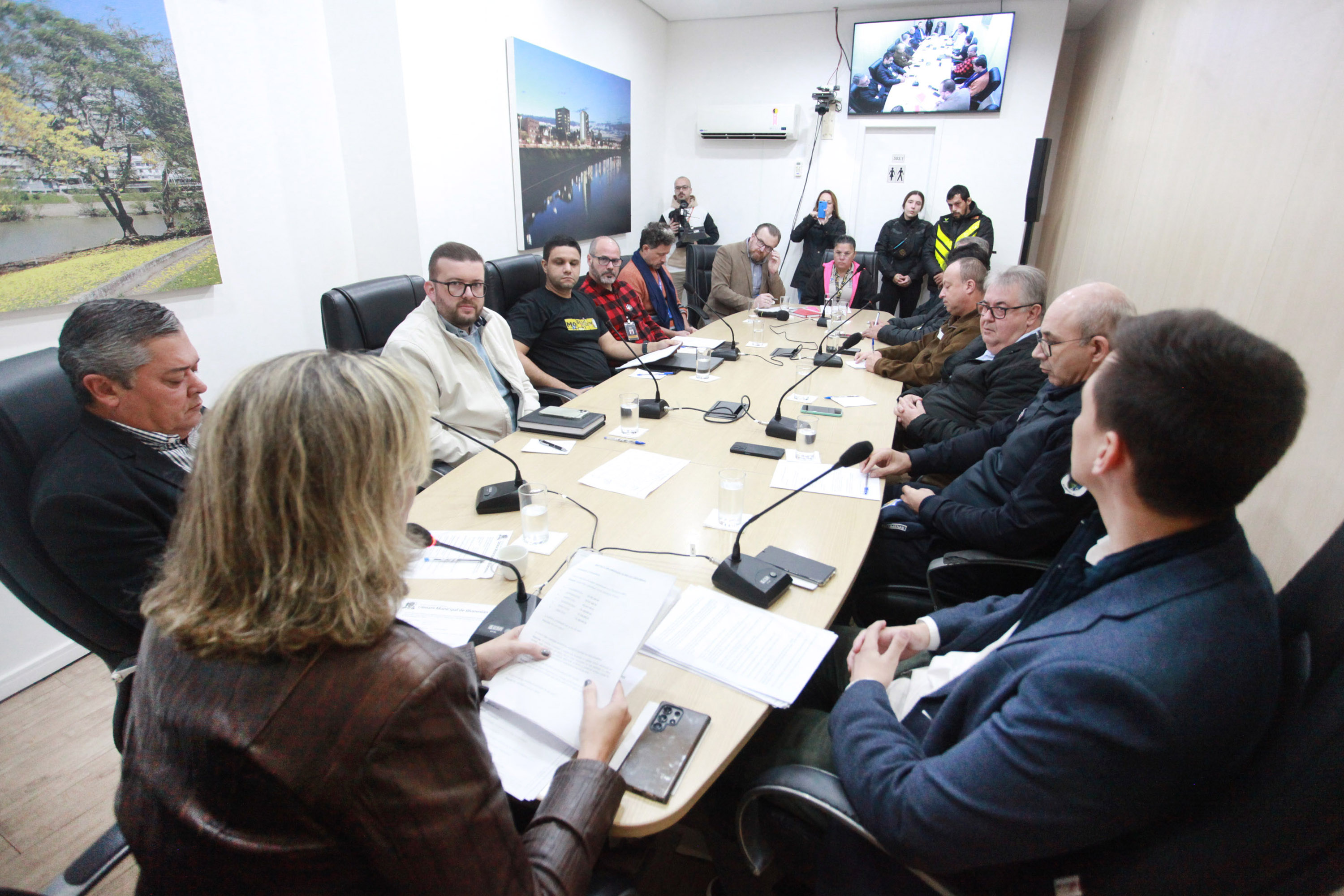 Comissão da Área Azul da Câmara garante mudanças no sistema de estacionamento em Blumenau