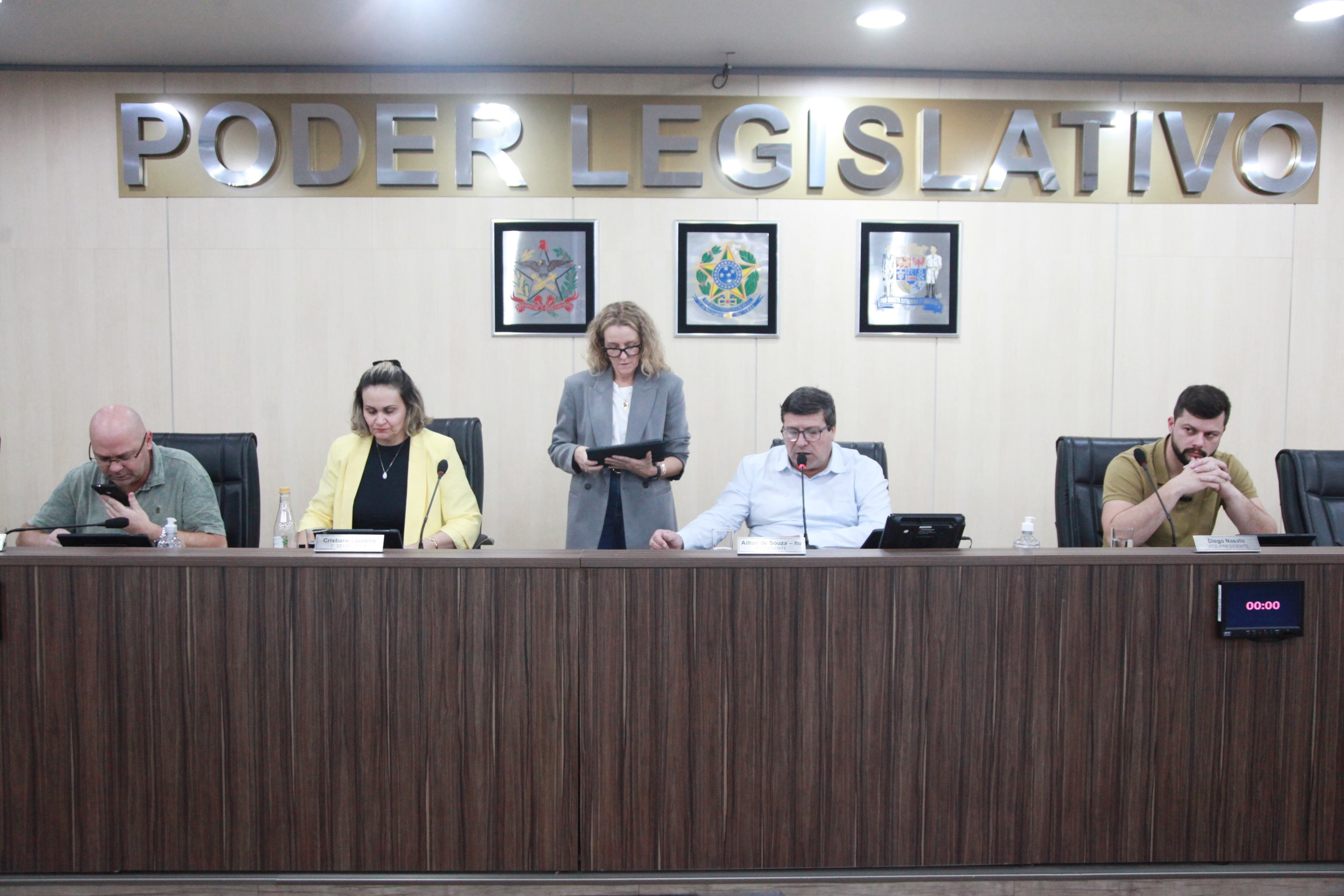 Confira os projetos e proposições aprovados na sessão desta quinta-feira (7)